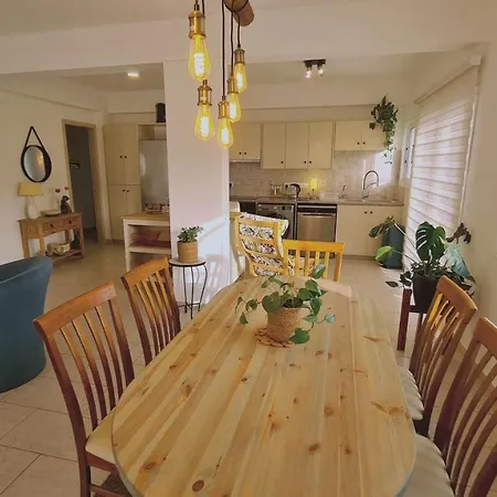 Naturaleza Penthouse Limasol